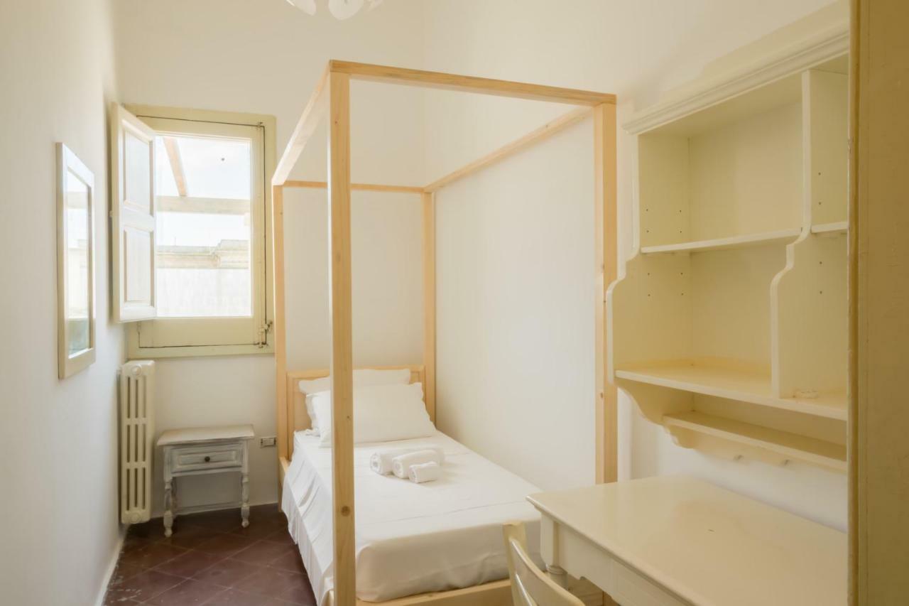 Palazzo Ashian Bed & Breakfast อักกวาริกา เดล กาโป ภายนอก รูปภาพ